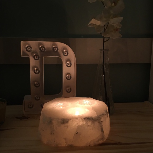 Huge Salt Crystal Candle Holder - Picture 4 of 4