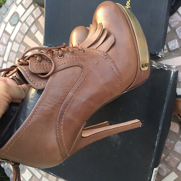 House of Harlow brown lace bootie pumps Sz 8.5 new - Picture 3 of 4