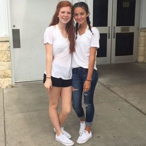 Meet your Posher, Cecilia