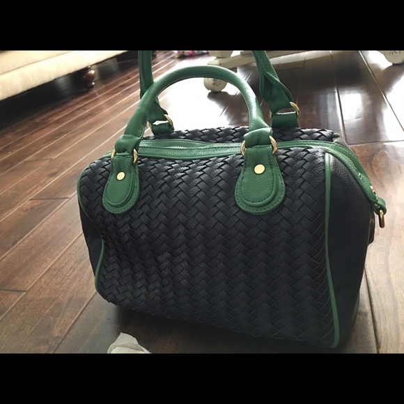 SOLD  Deux Lux satchel - Picture 2 of 3