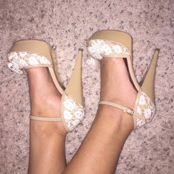 Bebe Peeptoe Sandal/Platform