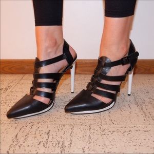 NWOT Shoe Cult by Nasty Gal Gladiator Pump