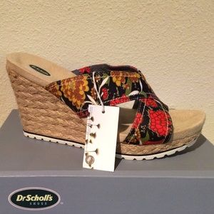New floral wedges