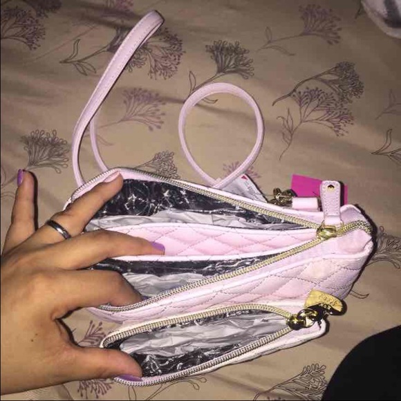 Betsey Johnson Crossbody - Picture 2 of 2