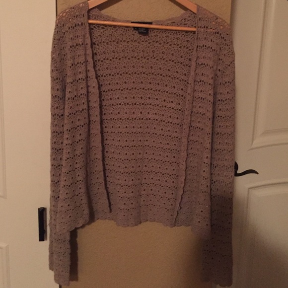 Crochet sweater - Picture 2 of 4