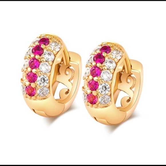 Elegant hoop earrings