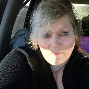 Meet your Posher, Diana