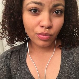 Meet your Posher, Madison