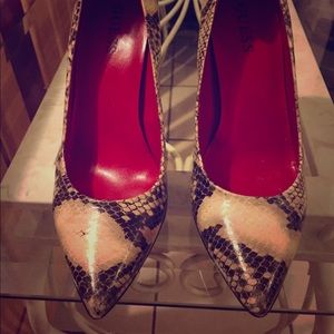Guess python heels