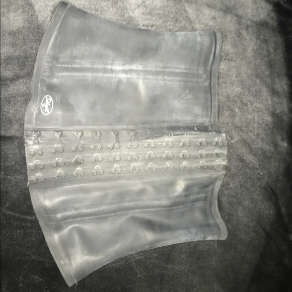 ✨AGGRESSIVE 3 hook latex waist trainer✨