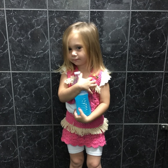 Meet your Posher, Peggy - Picture 2 of 4