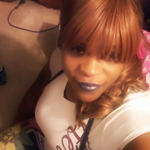 Meet your Posher, April