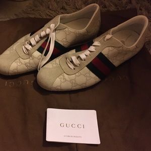 Gucci white leather sneakers