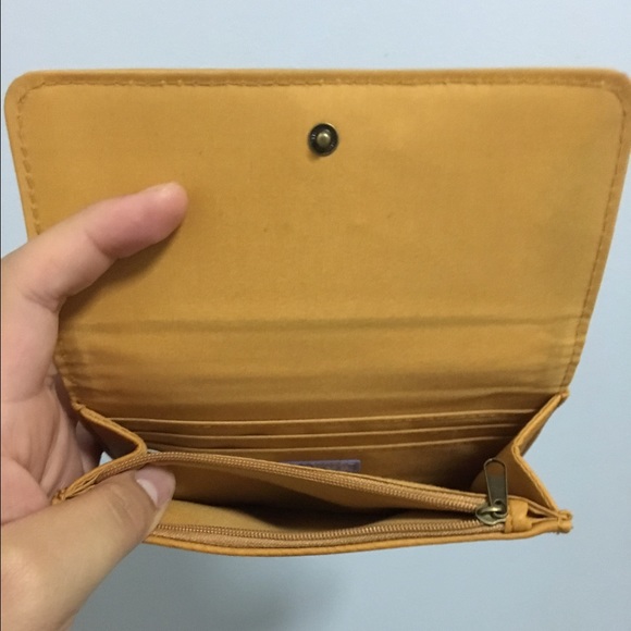 Wallet - Picture 4 of 4