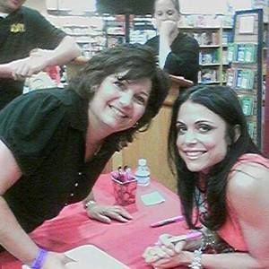 Meet your Posher, Mary jo