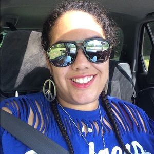 Meet your Posher, Ashton