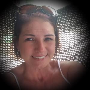 Meet your Posher, Becky