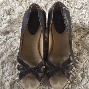 Brown leather wedges