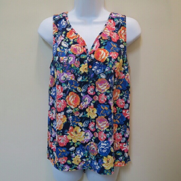 Vibrant floral tank top