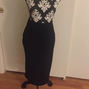 Black high wasted Knee length skirt