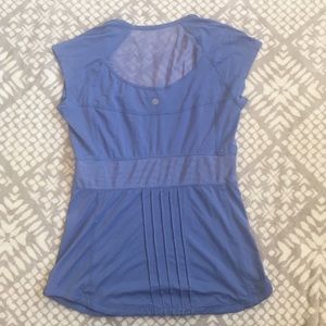Lululemon running top
