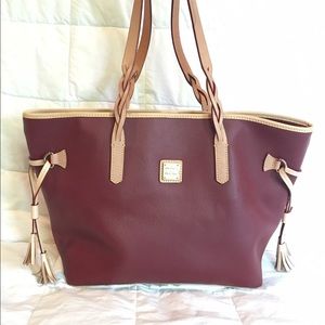 Dooney and Bourke Bailey tote.