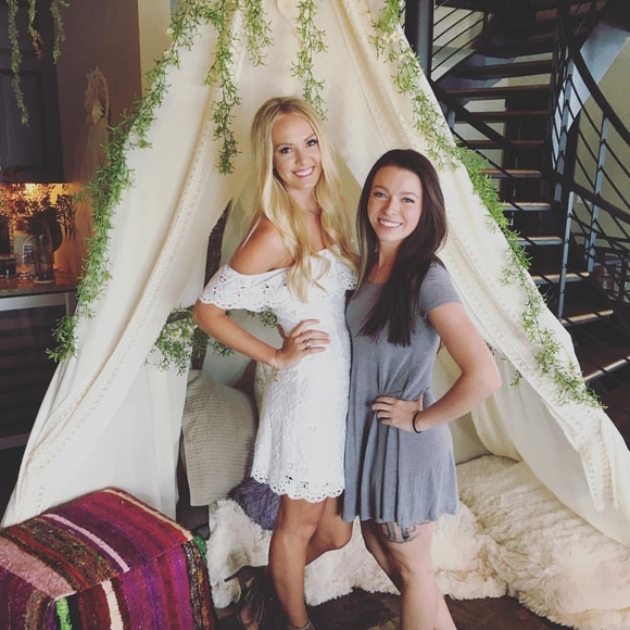 Meet your Posher, Alexa