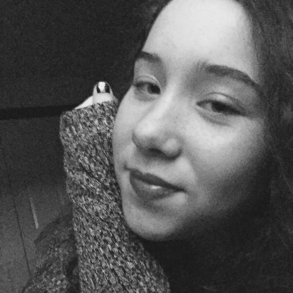Meet your Posher, Katelyn