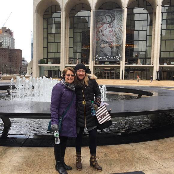 Meet your Posher, Laura