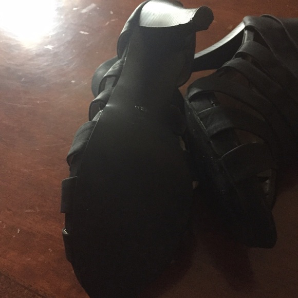 Italian Strappy Sandals - Picture 2 of 4