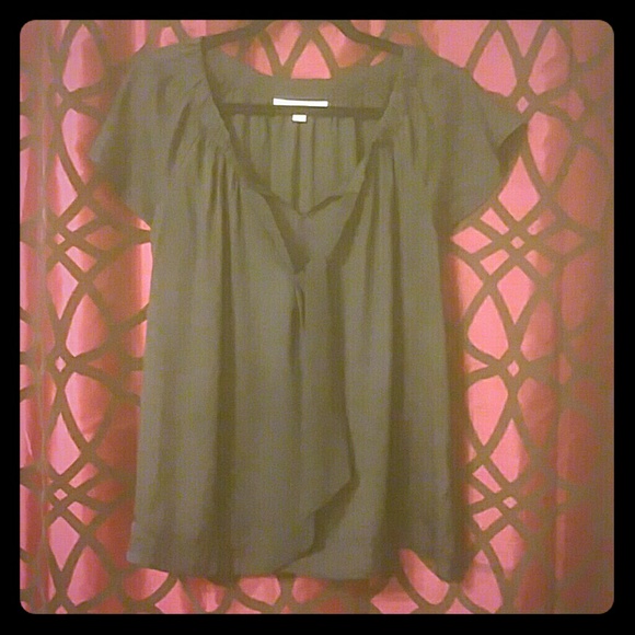 FINAL PRICE! Like new Ann Taylor LOFT black blouse