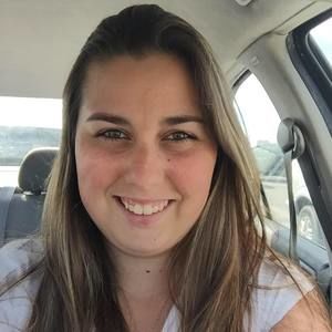 Meet your Posher, Dominique