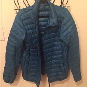 uniqlo MENS puffer jacket