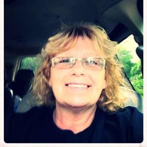 Meet your Posher, Debbie