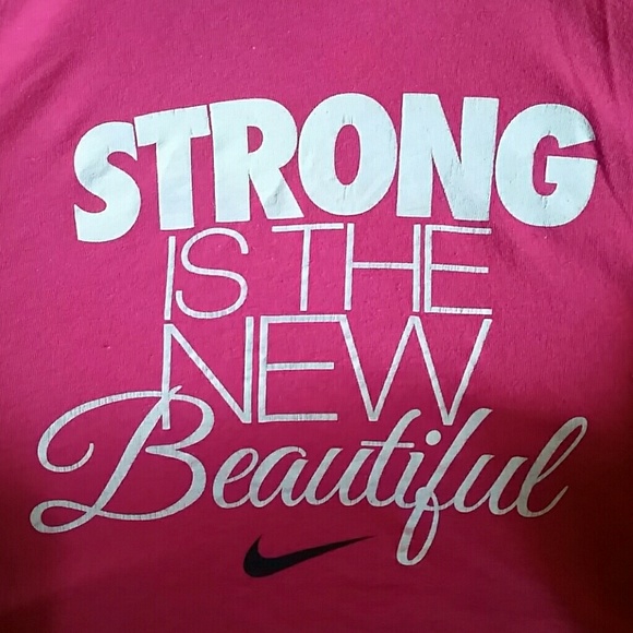 Nike slim fit tshirt