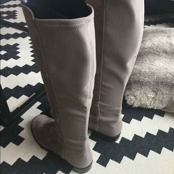 🚫SOLD🚫 Stuart Weitzman 5050 boots - Picture 2 of 4