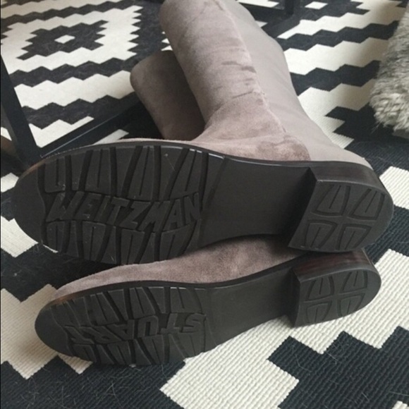 🚫SOLD🚫 Stuart Weitzman 5050 boots - Picture 3 of 4