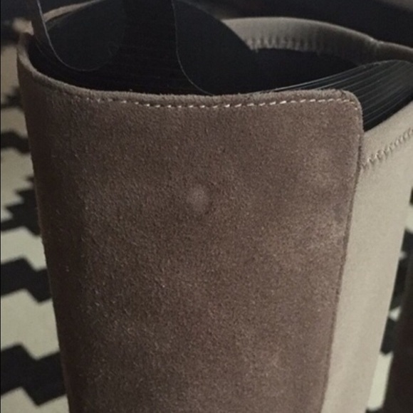 🚫SOLD🚫 Stuart Weitzman 5050 boots - Picture 4 of 4