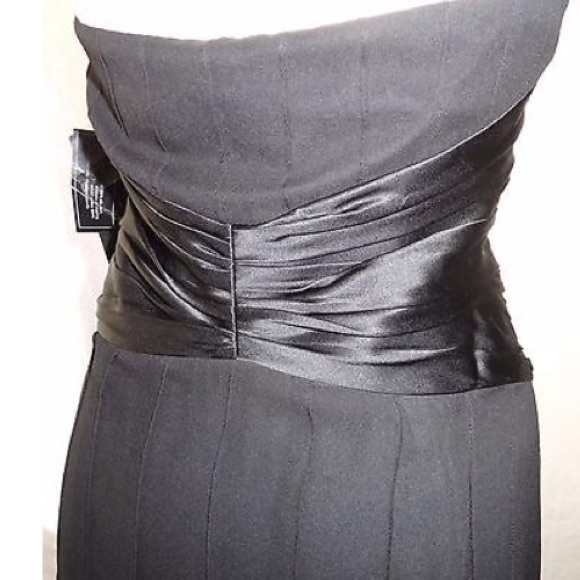 HP Anne Klein Black Silk Halter Dress - Picture 2 of 7