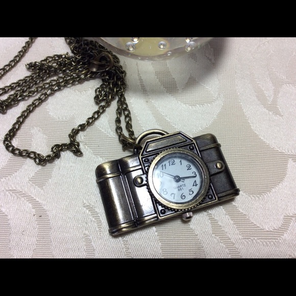 Jewelry - "SELFIE" CAMERA 📷 WATCH NECKLACE ⏱