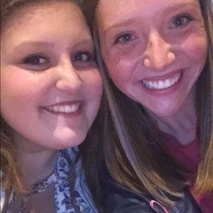 Meet your Posher, Carli