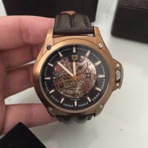 Men's Andrew Mark watch!