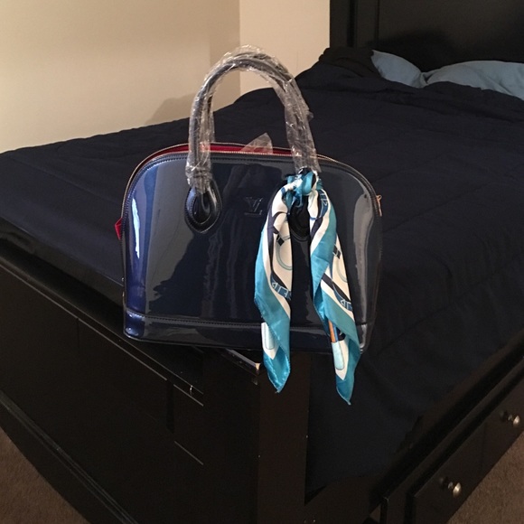 Meet your Posher, Comekia - Picture 2 of 2