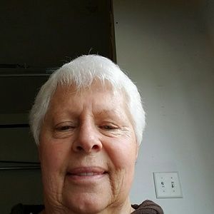 Meet your Posher, Paulette