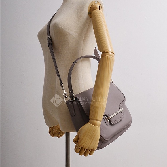 Winter sale! Coach Leather Tay Bag