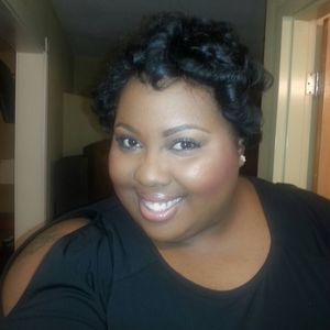 Meet your Posher, Shantina