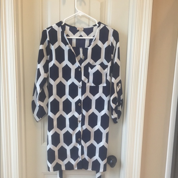 Cremieux navy and white tshirt dress.