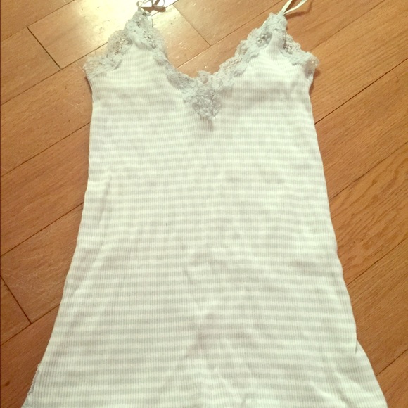 Juniors Banana Republic tank