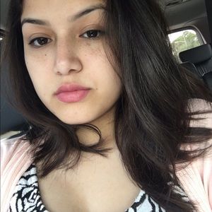 Meet your Posher, Galilea