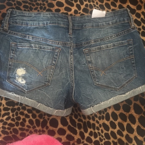 Brand new Pacsun tribal shorts - Picture 2 of 2
